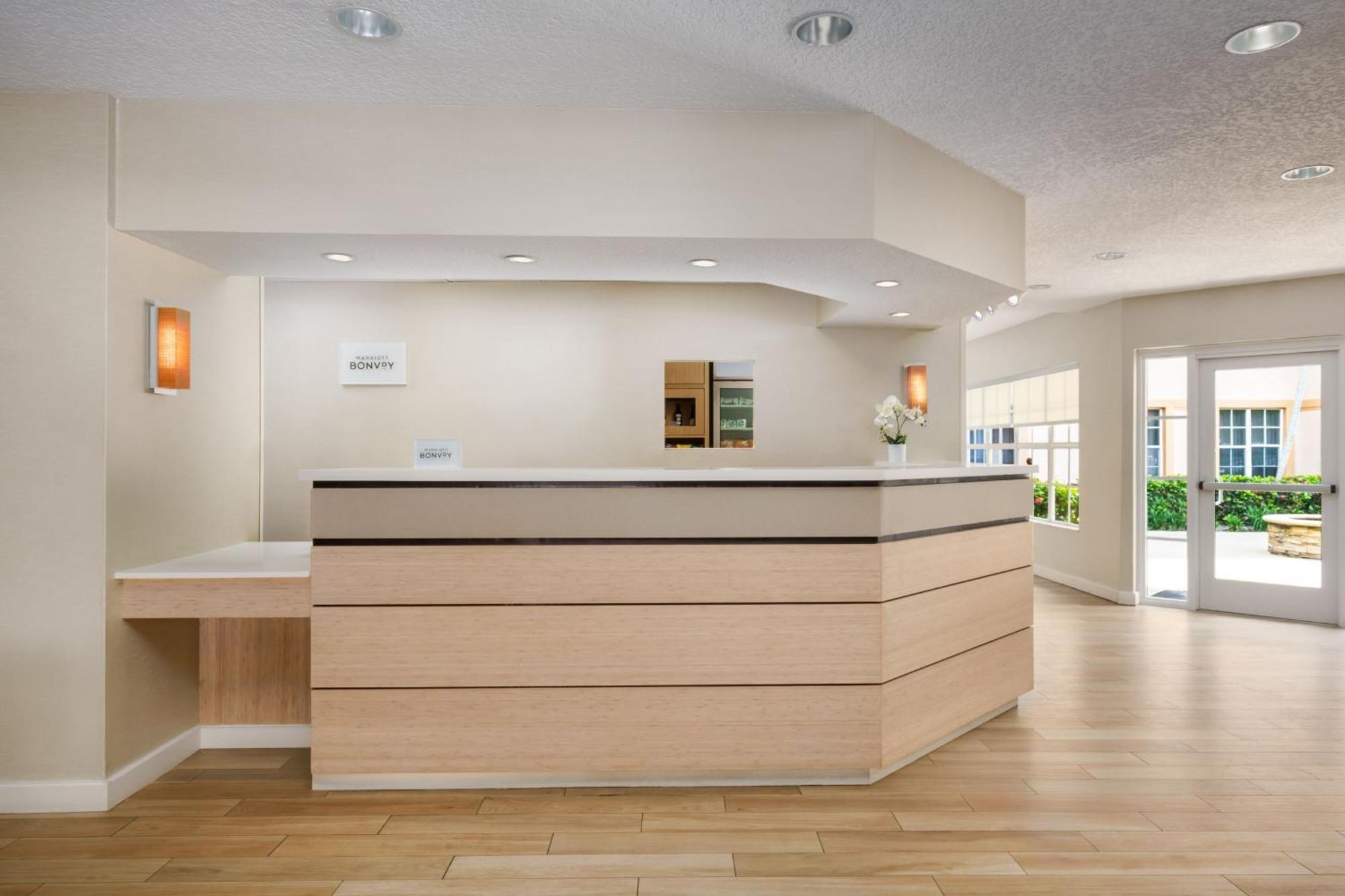 Residence Inn West Palm Beach Bagian luar foto