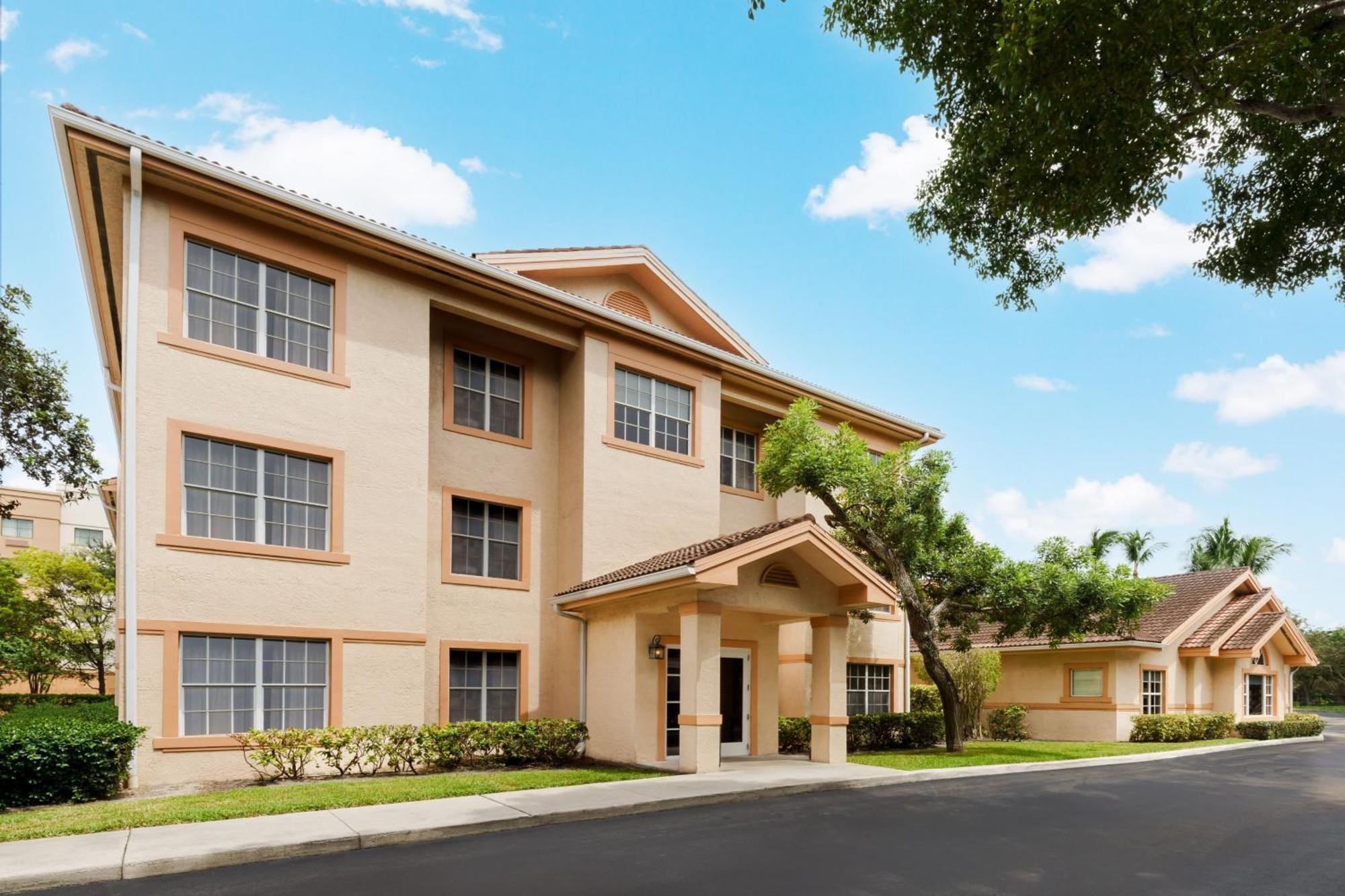 Residence Inn West Palm Beach Bagian luar foto