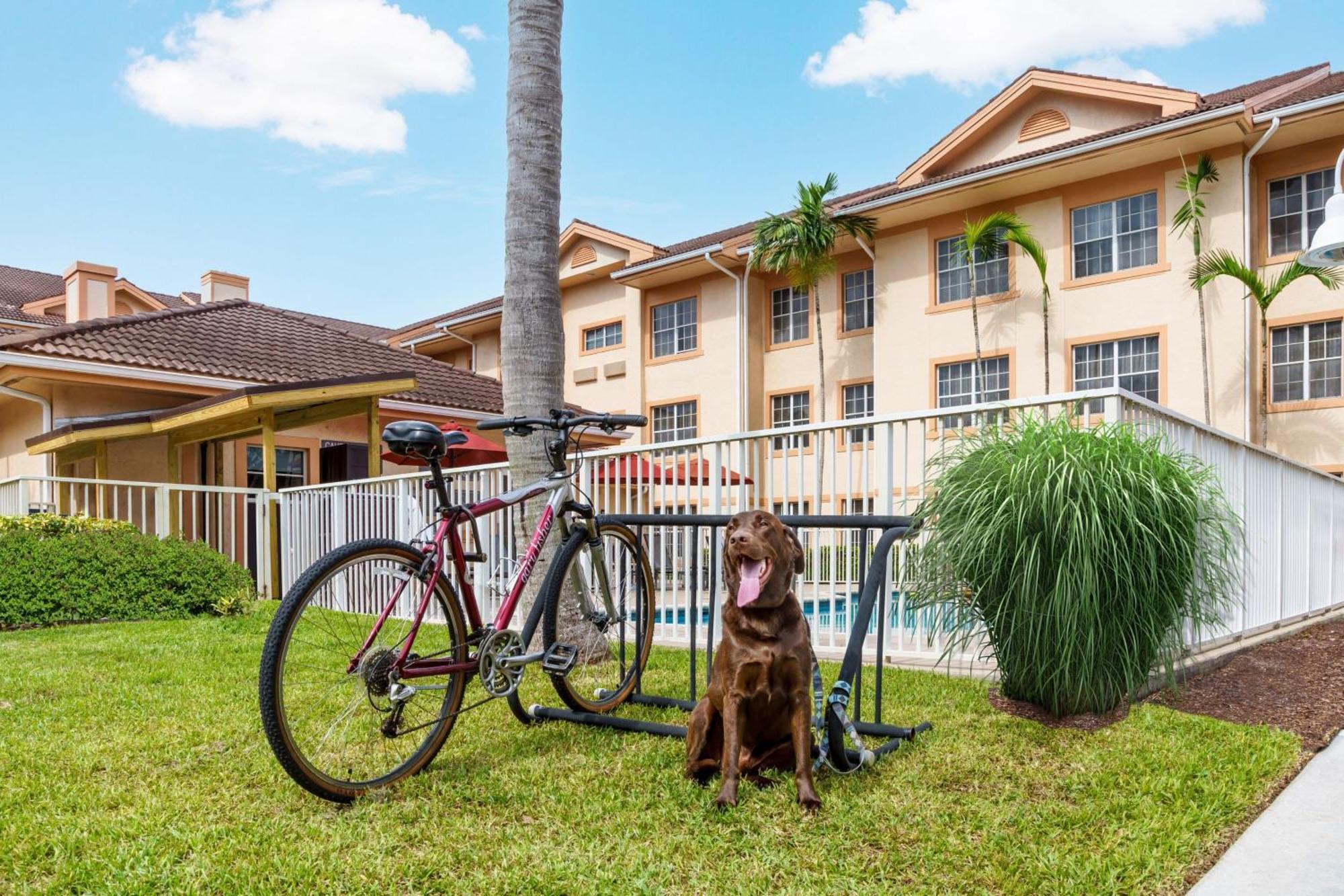 Residence Inn West Palm Beach Bagian luar foto