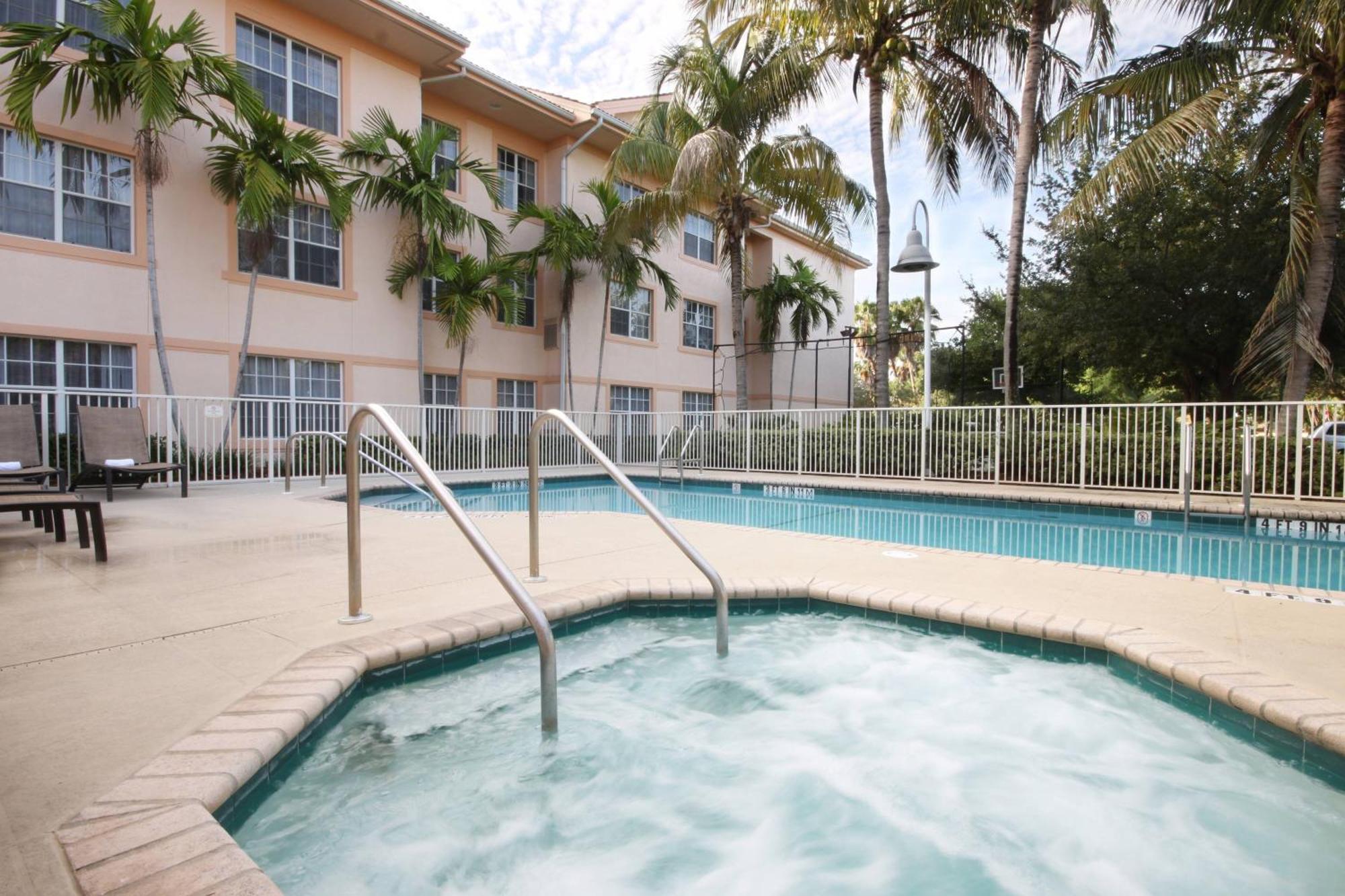Residence Inn West Palm Beach Bagian luar foto